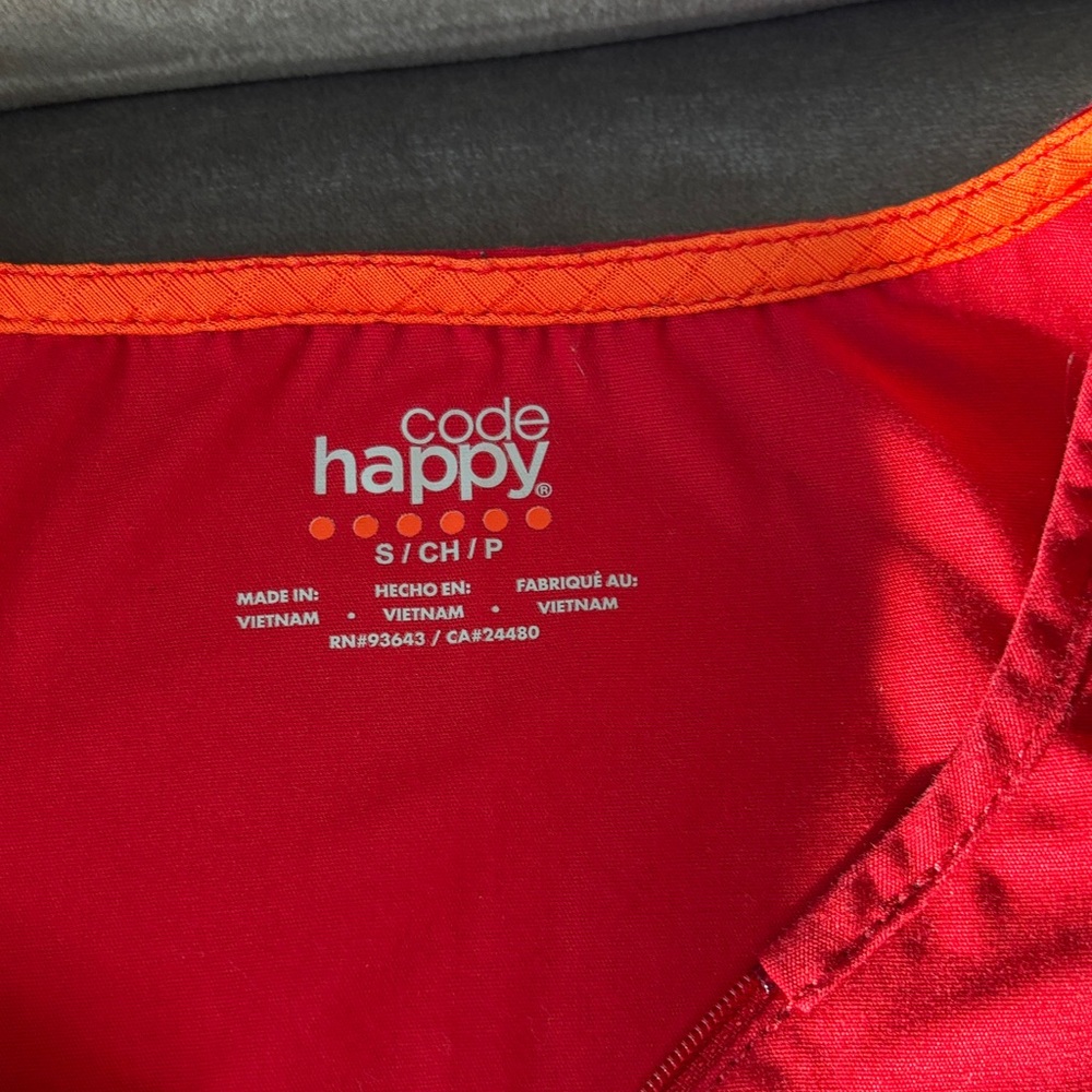 Code Happy Red Scrub Top small - Picture 2 of 5